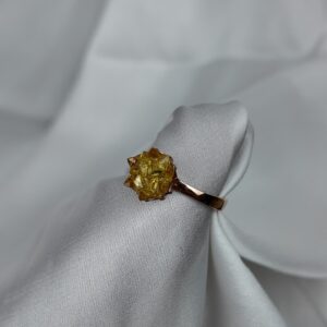 Doğal Taşlı Gold Yüzük